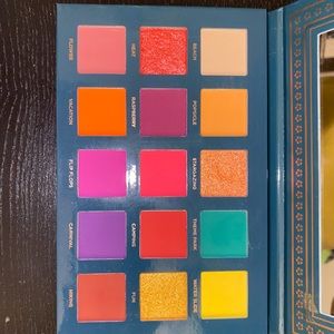 Acebeaute Nostalgia eyeshadow palette 🎨✨✨